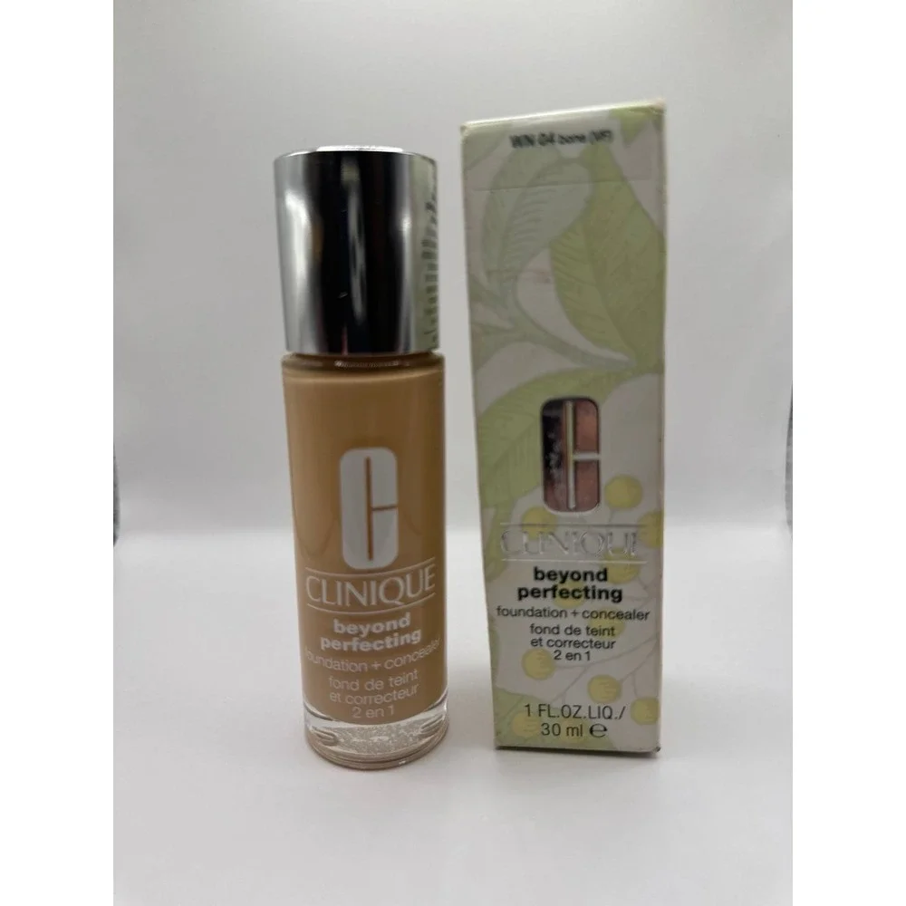 Clinique beyond perfecting foundation - WN 04‎ bone